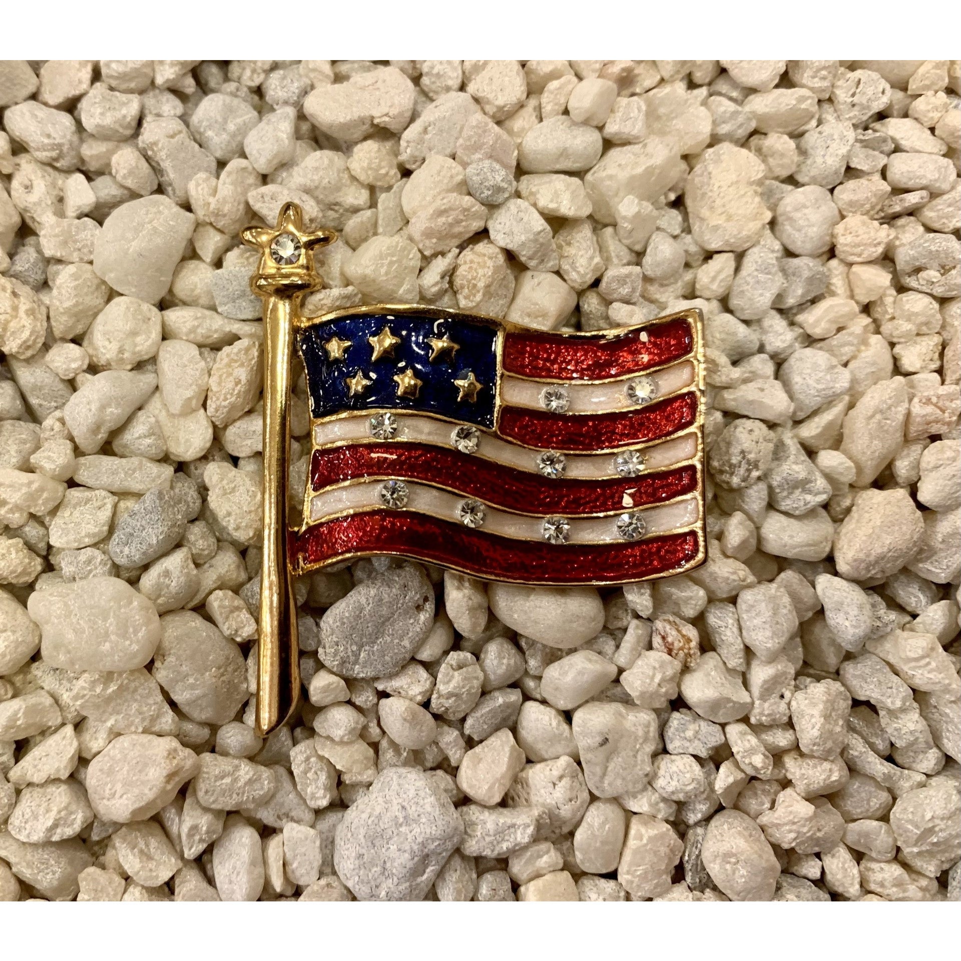Enamel Flag Wave Pin – Statehouse Museum Shop